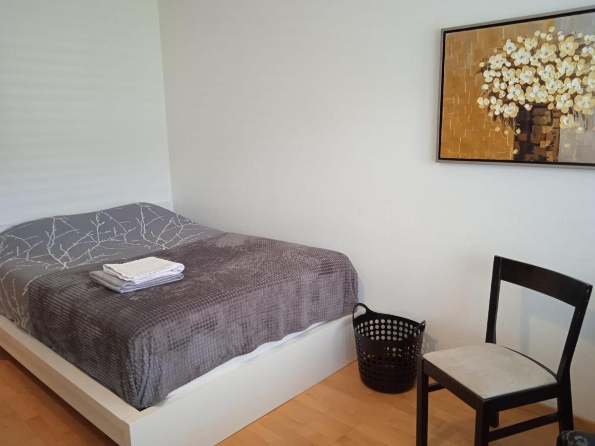 Studio Flat In The Heart Of Zug, Ideal For Solo Travellers Exterior foto